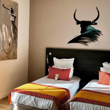 Hotel Saint Louis Aigues-Mortes Zewnętrze zdjęcie