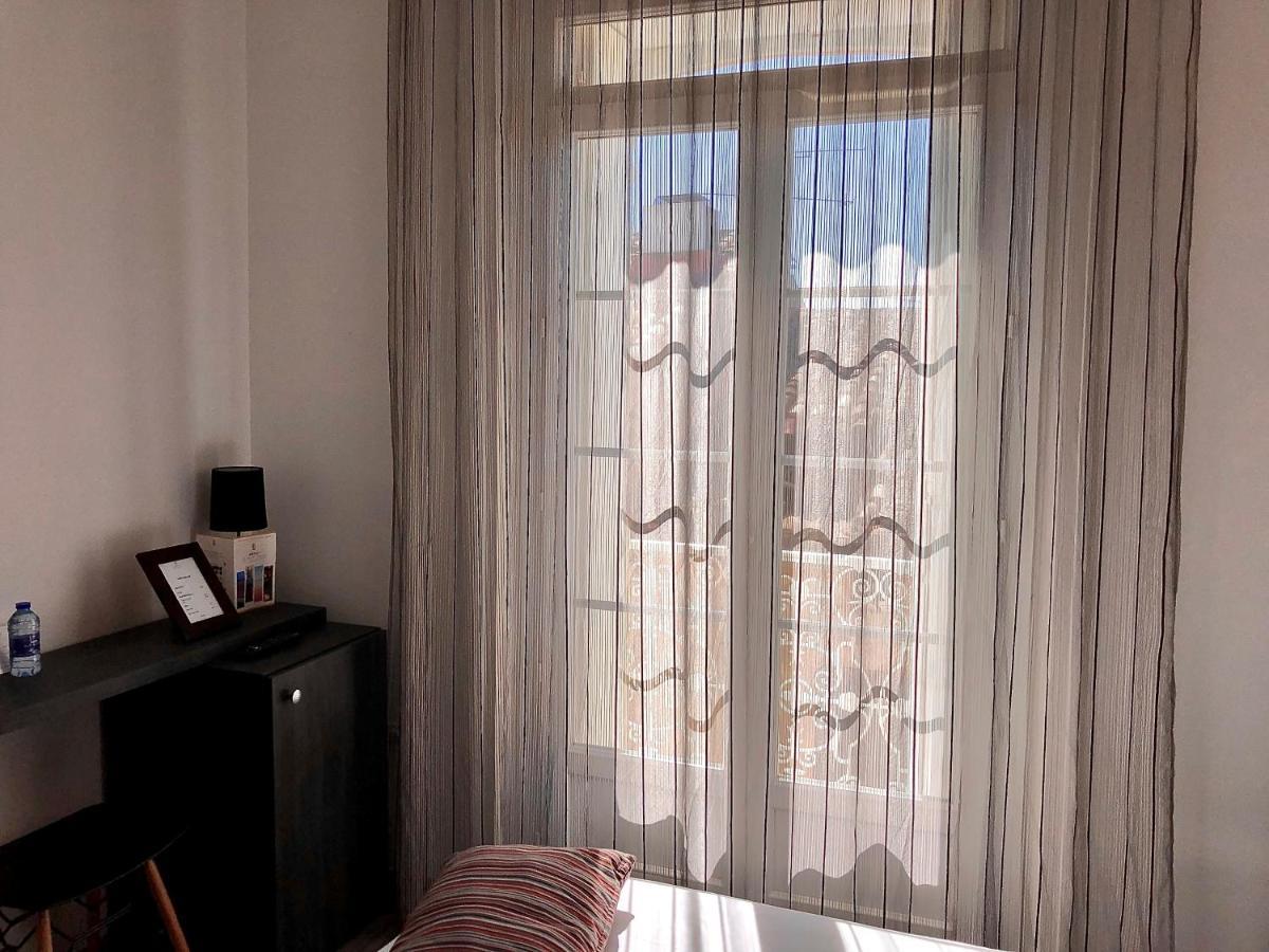 Hotel Saint Louis Aigues-Mortes Zewnętrze zdjęcie