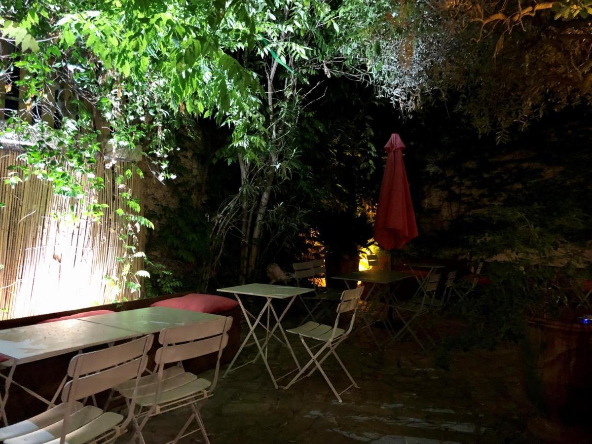 Hotel Saint Louis Aigues-Mortes Zewnętrze zdjęcie