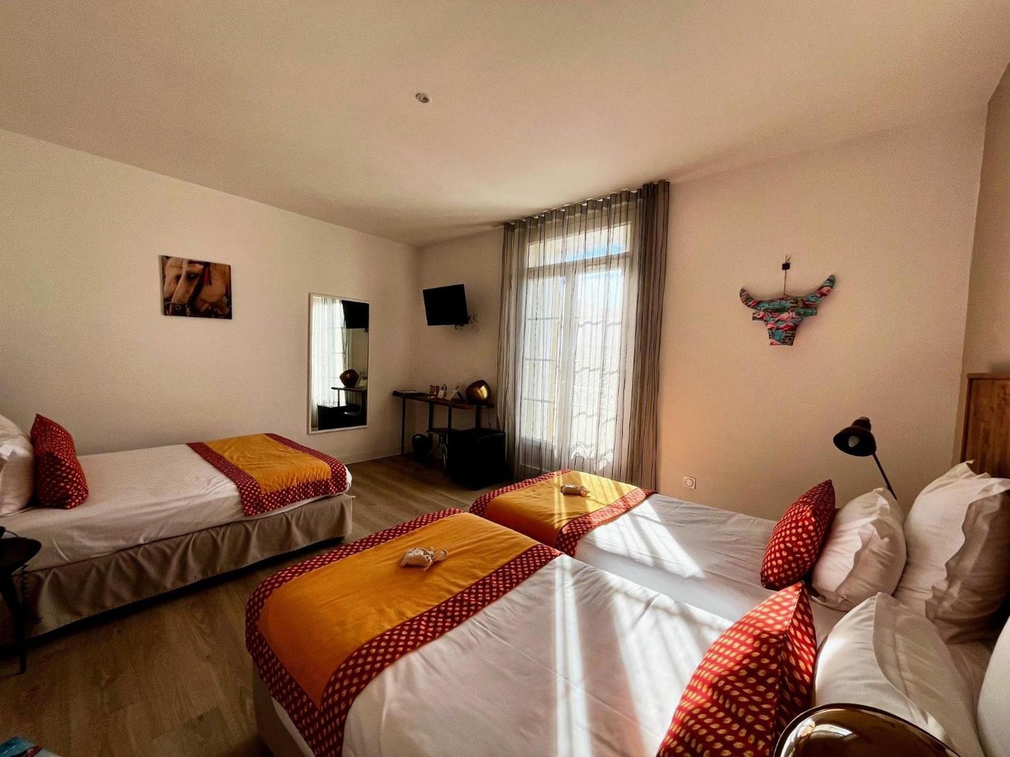 Hotel Saint Louis Aigues-Mortes Zewnętrze zdjęcie